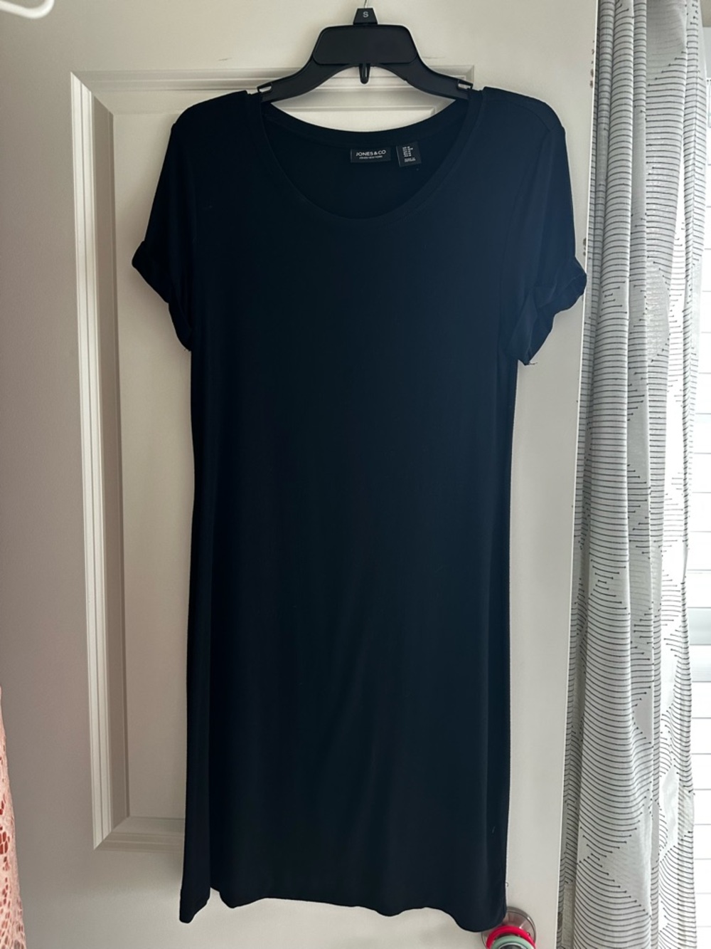 Jones New York Black Scoop Neck Short Sleeve Tunic